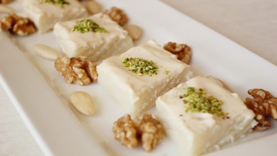 طريقة تحضير حلوى ليالي لبنان بأكثر من وصفة