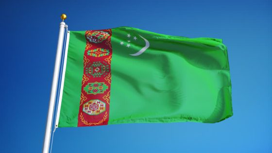 ما معنى ألوان علم تركمانستان؟