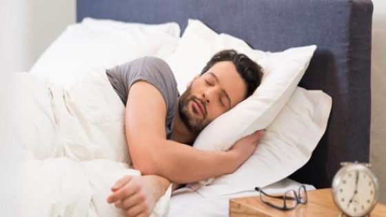 التبول اللاإرادي للكبار أثناء النوم