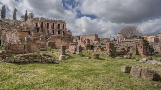 أهم المعلومات عن تلال روما السبعة