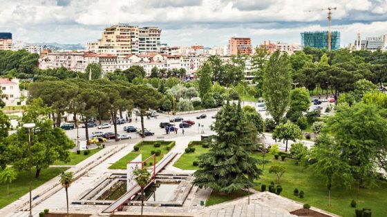 عاصمة ألبانيا