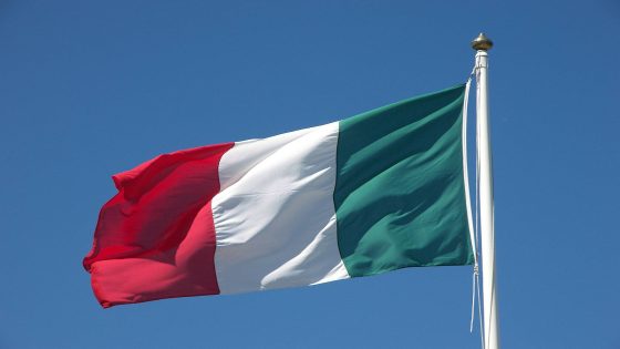 ما معنى ألوان علم إيطاليا؟