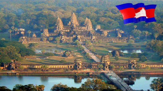 بم تشتهر مملكة كمبوديا ؟