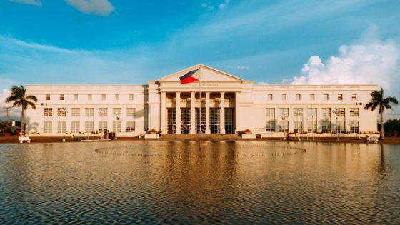 ما هو نظام الحكم في الفلبين ؟