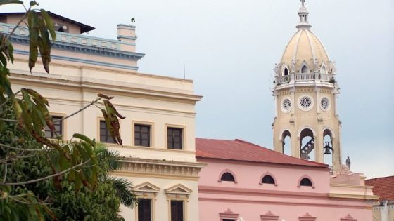 نظام الحكم في بنما